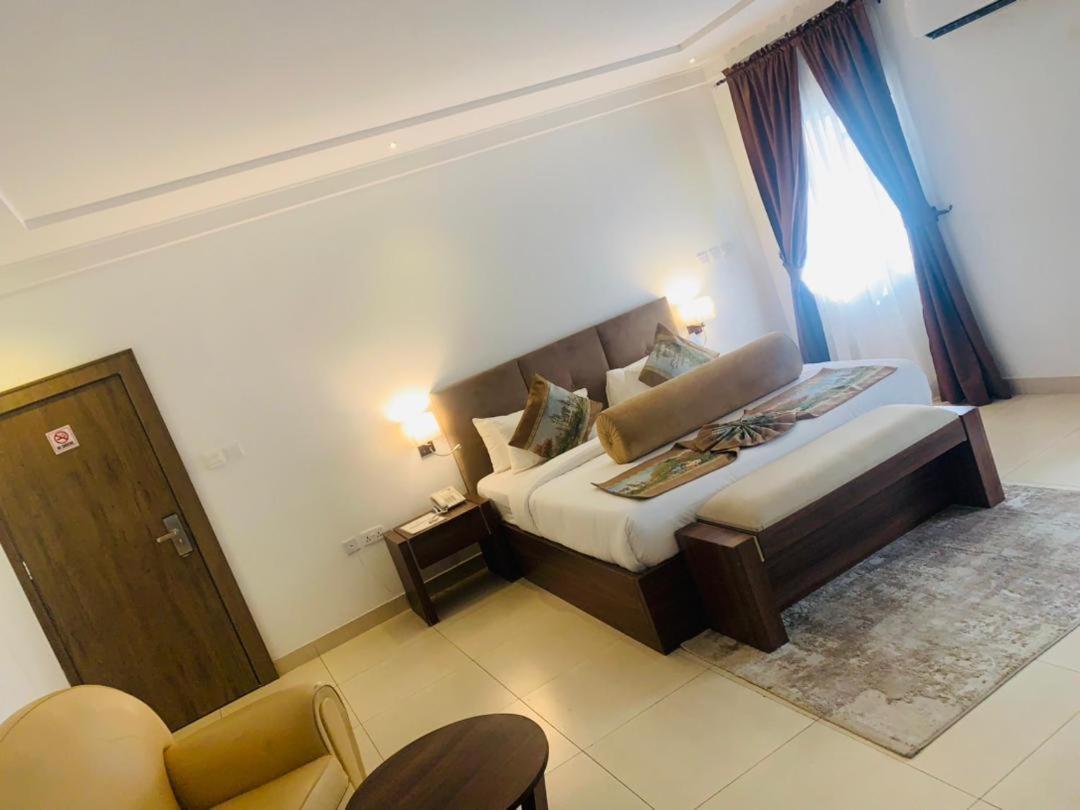 Swiss Pearl Continental Suite Wupa Ngoại thất bức ảnh