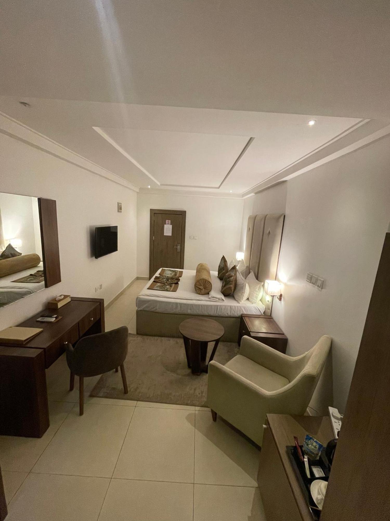 Swiss Pearl Continental Suite Wupa Ngoại thất bức ảnh